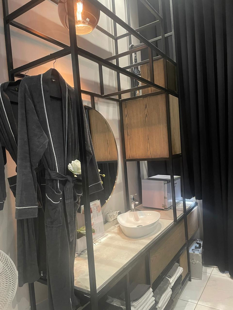 Nicky's Relaxing Spa Treatment 