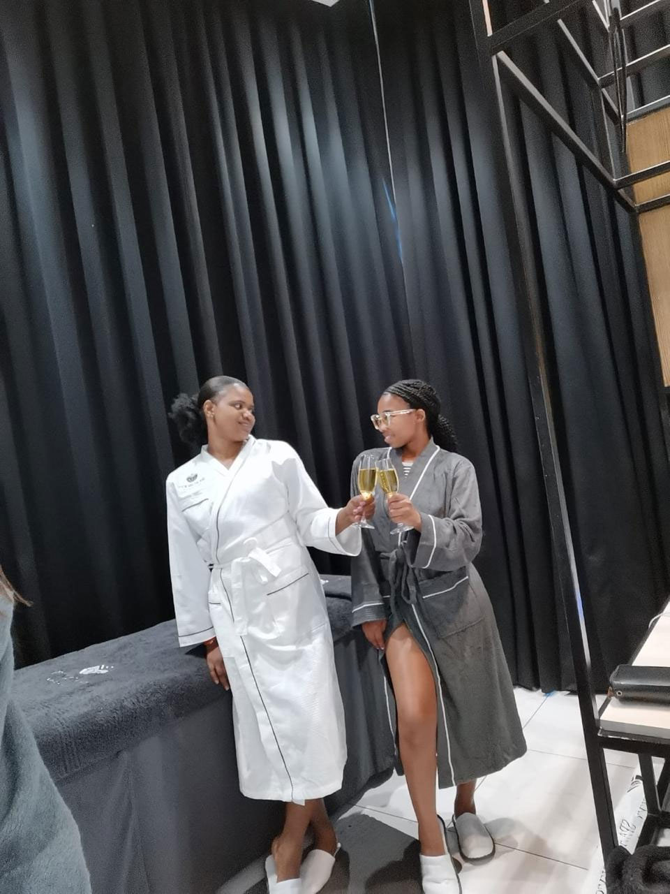 Nicky's Relaxing Spa Treatment 